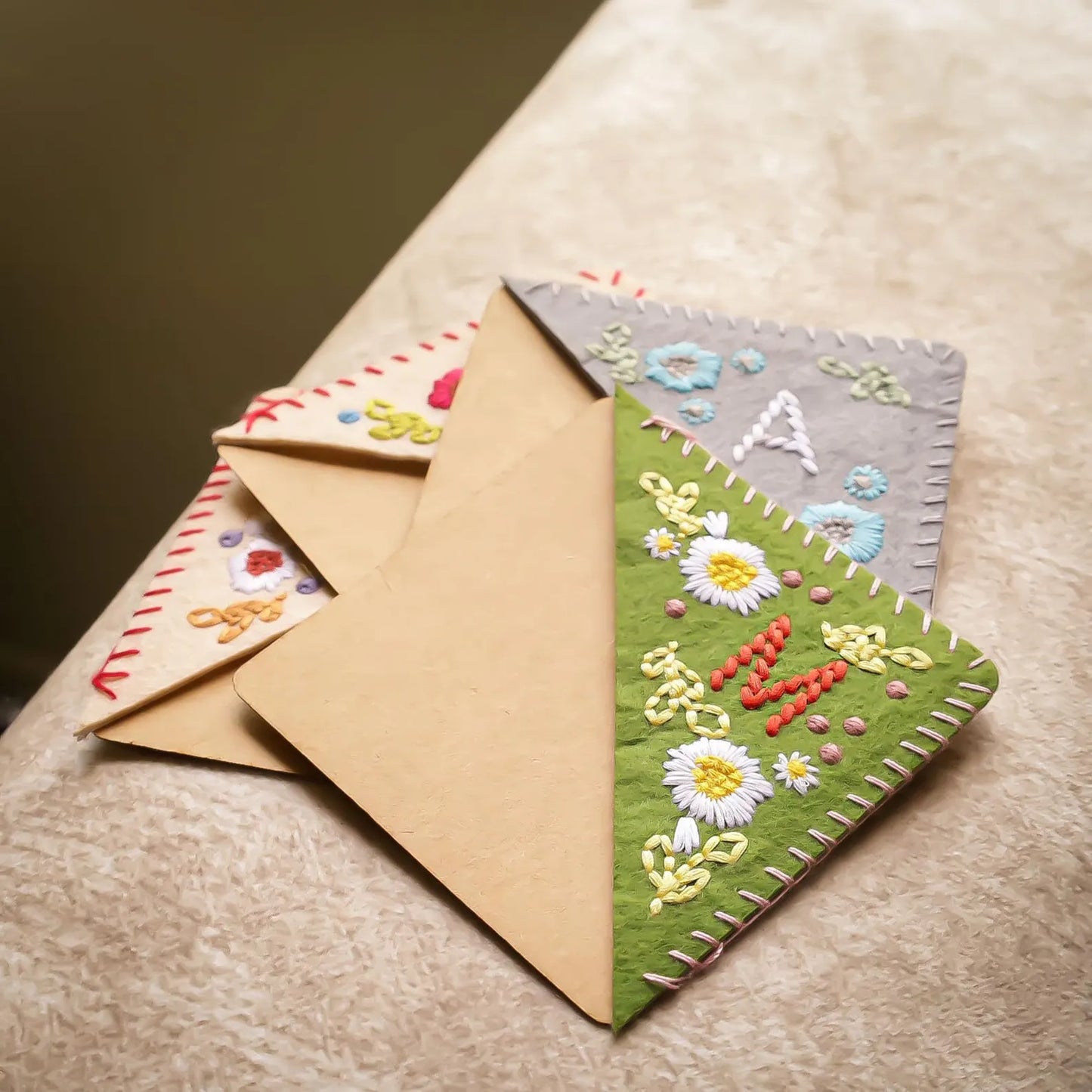 BloomyLine™ - Perfect for Book Lovers