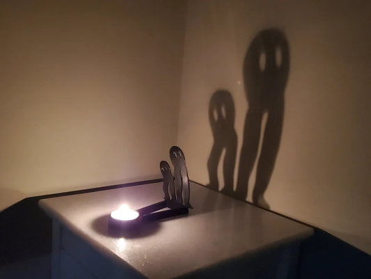 WickWinks™ – Decorative Shadow Stand for Halloween Nights  (50% Off)