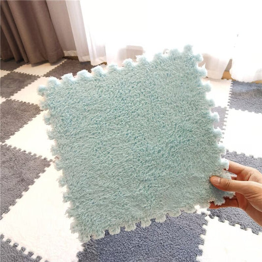 Snuglio™ - Plush Interlocking Carpet Tiles (10 Pieces)