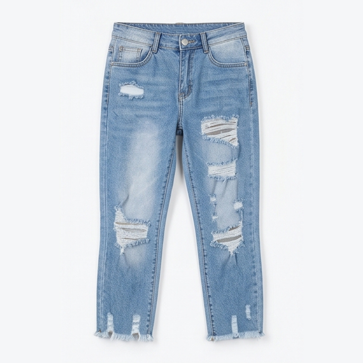 Delina™ – Soft Cotton Frayed-Hem Capri Jeans