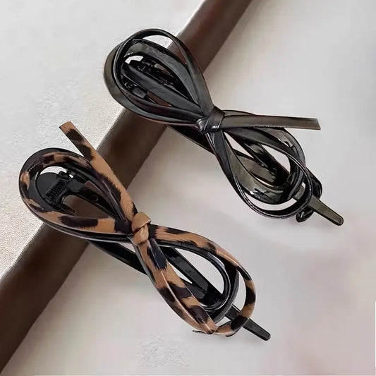 Velverra™ – PU Leather Bow Hair Clip (1+1 Free)