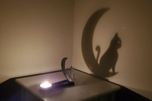 WickWinks™ – Decorative Shadow Stand for Halloween Nights  (50% Off)