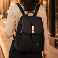 Marabella – Backpack with Twist-Lock Flap and Rose-Gold Hardware