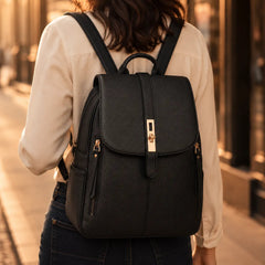 Marabella – Backpack with Twist-Lock Flap and Rose-Gold Hardware