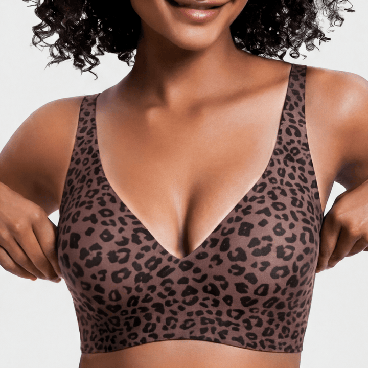 Veluna™ – Seamless Wireless Deep V Comfort Bra