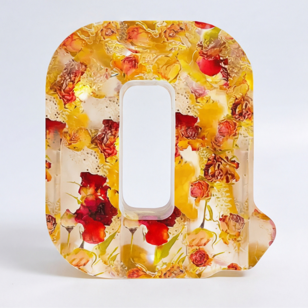 Florenza™ – Personalized Floral Resin Letter Light