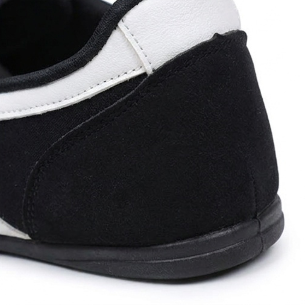 Lunelle™ - Retro Slip-On Sneakers for Effortless Daily Wear