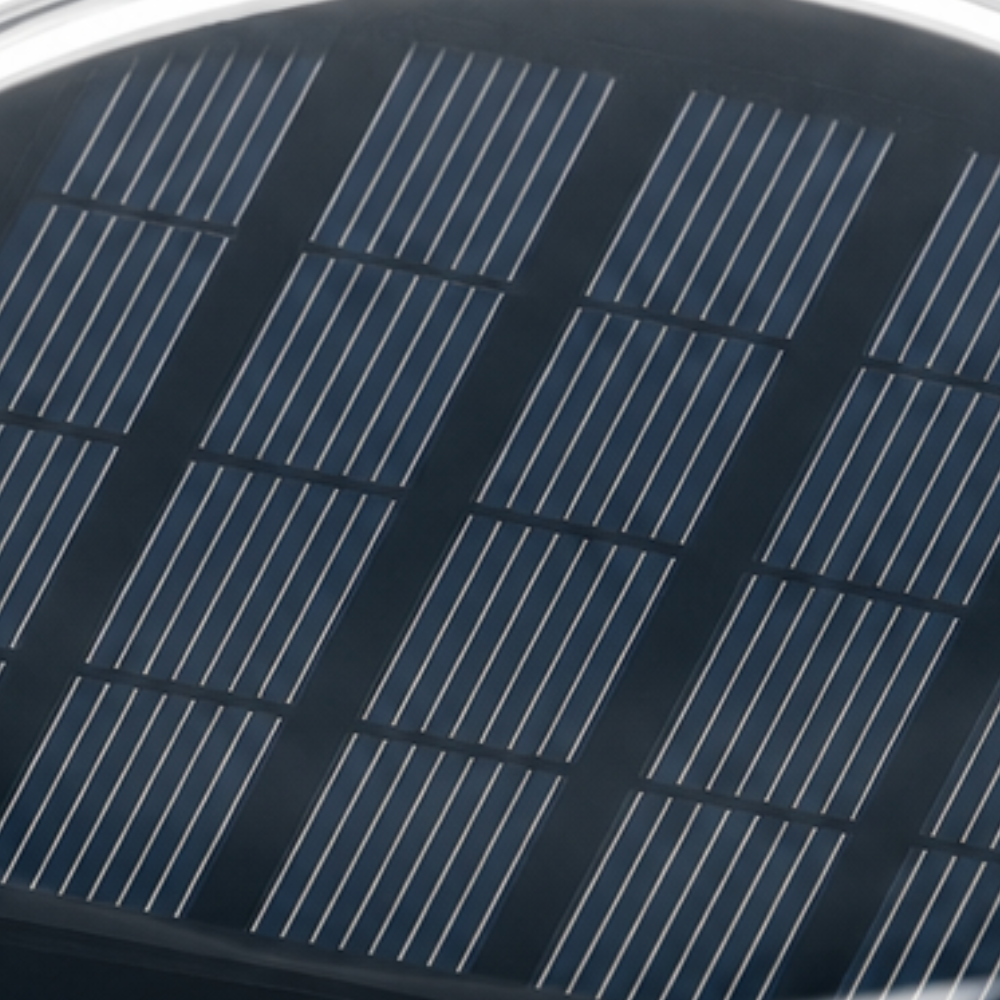 Lunara™ – Solar Floating Pool Light with Remote and Color Modes