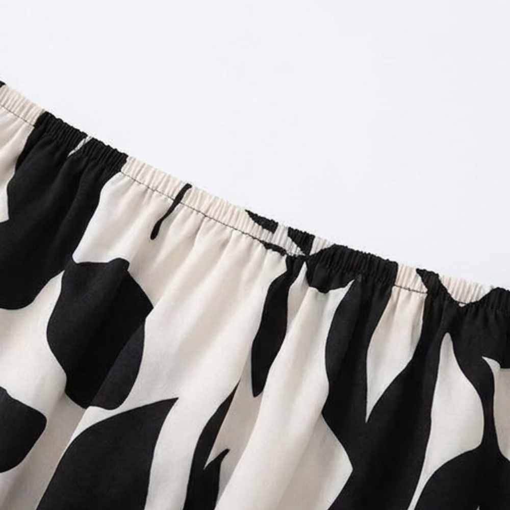 Lunavia™ – Off-Shoulder Leaf-Print Romper