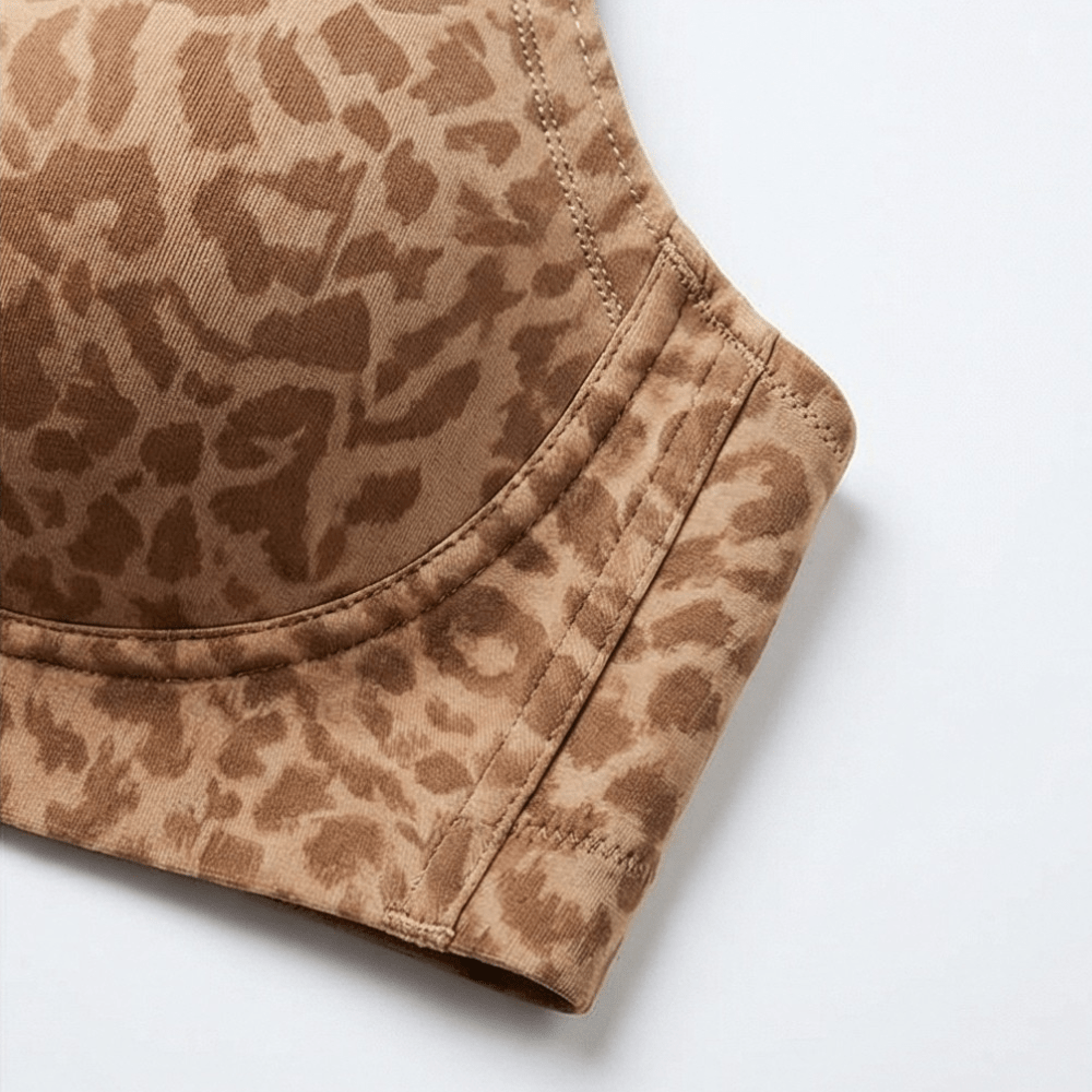 Veluna™ – Seamless Wireless Deep V Comfort Bra