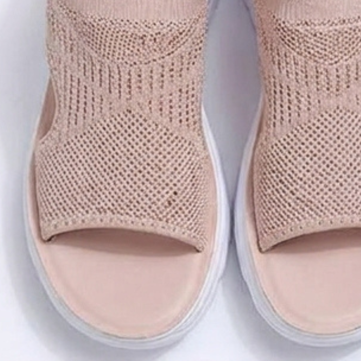 Caluna™ – Cushioned Slip-On Platform Sandals