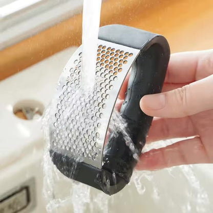 Culinara™ - LX Pro Easy-Squeeze Garlic Press