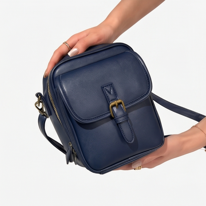 Carryn™ – Organized Crossbody Bag with Card Slots