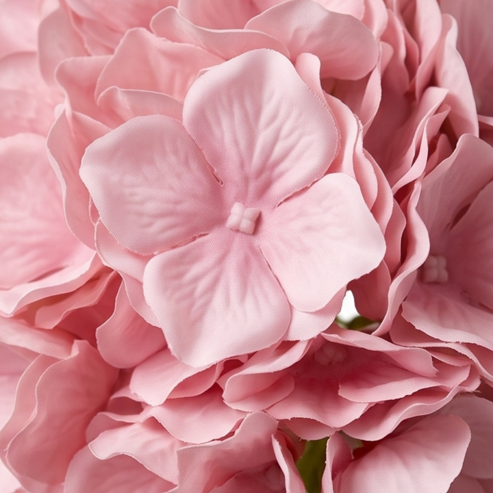 Bloomvera™ Realistic Silk Hydrangea Bouquet