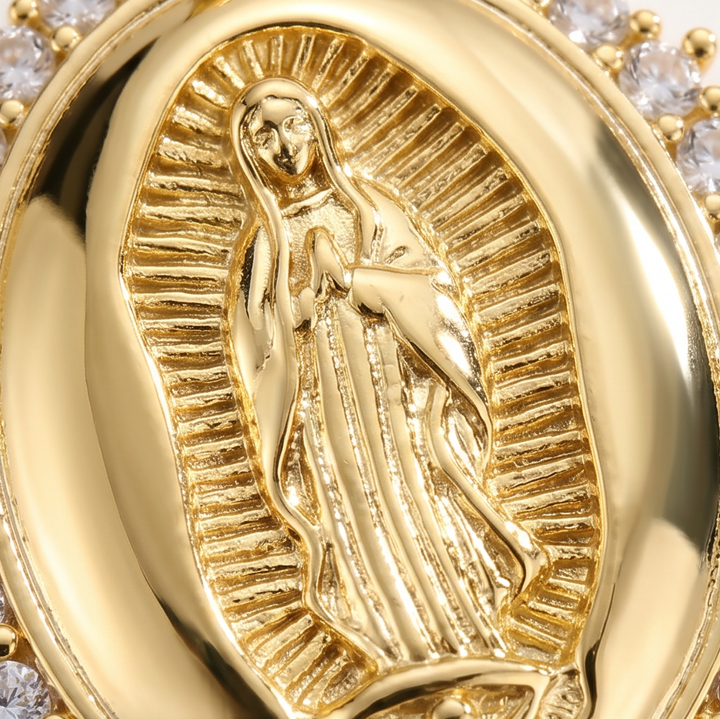 Aluminé™ – Virgen de Guadalupe Gold Medallion Necklace