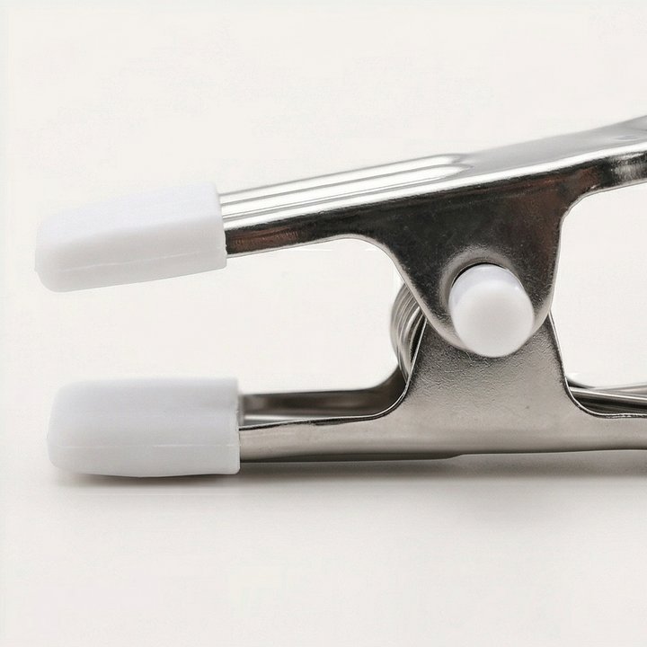 Clipvault™ – Stainless Steel Closet Clip Hooks (20 Pack)