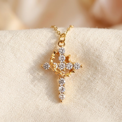 Crovana™ – Cross and Crown Faith Pendant