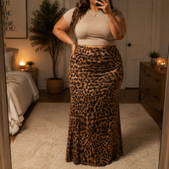 Velora™ – Curvy-Fit Leopard Print Maxi Skirt