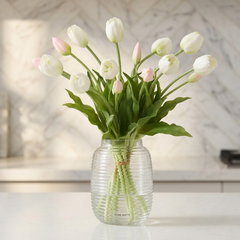 Lumora™ – Real Touch Tulip Bouquet