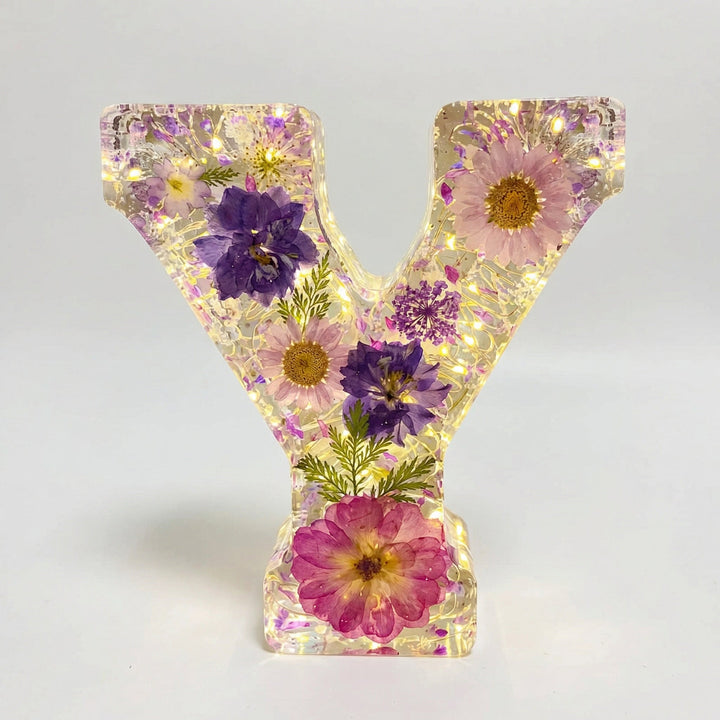 Florenza™ – Personalized Floral Resin Letter Light