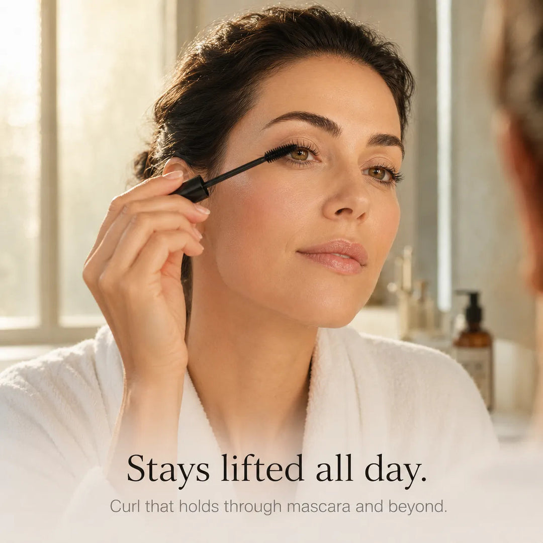 LashLift – Clear Eyelash Curler with Built-In Separating Comb