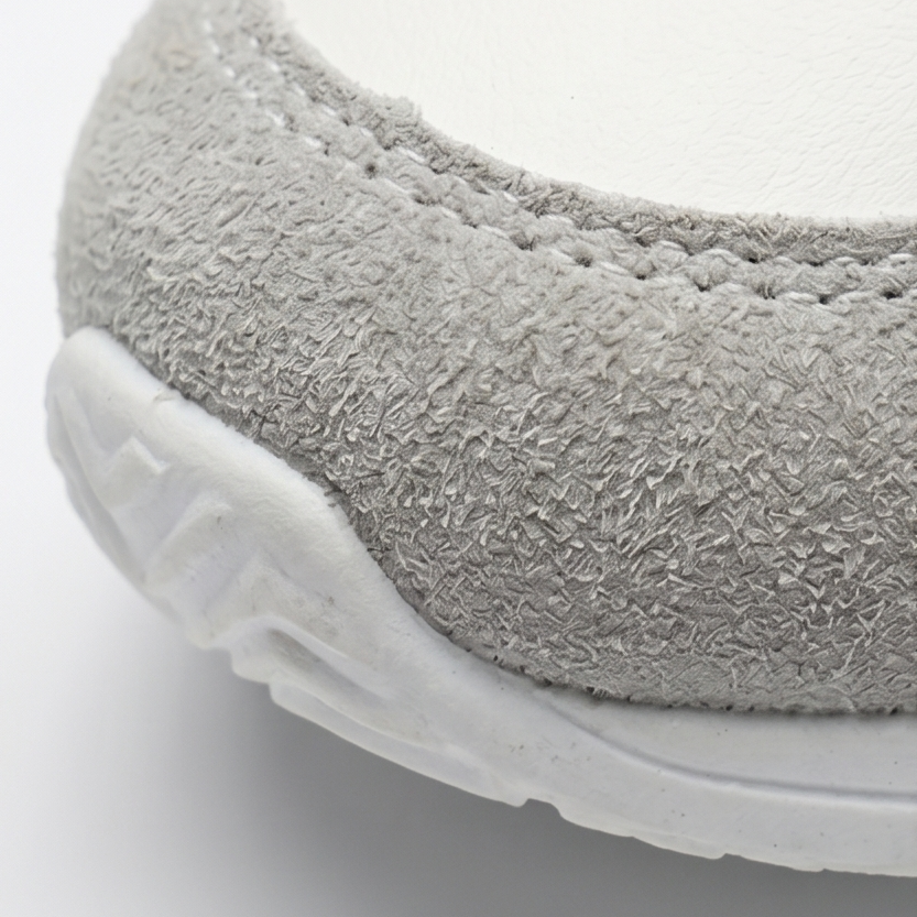 LunaWalk™ - Lightweight Retro Stripe Walking Sneakers