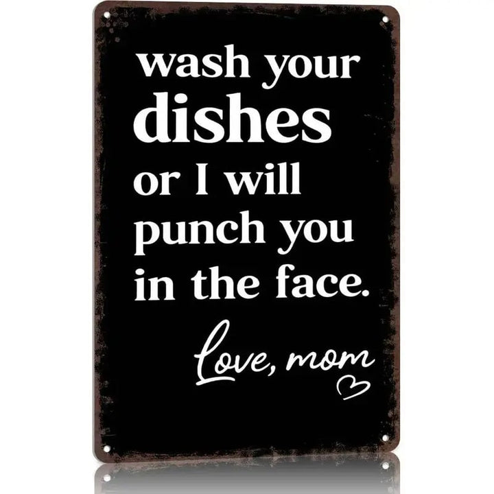 Mamacheek™ – Funny Kitchen Sign for Moms Who Run the House