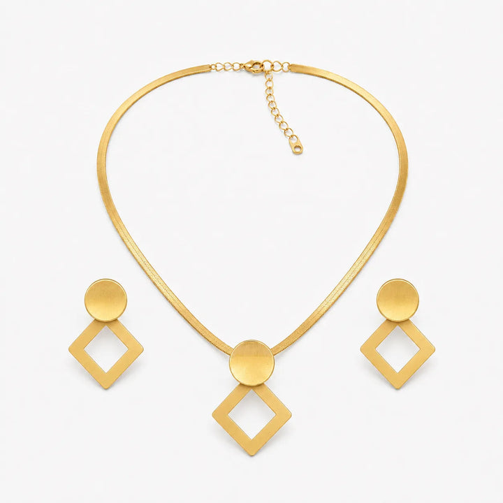 Aurenza – Gold necklace and earring set, textured medallion, flat snake chain